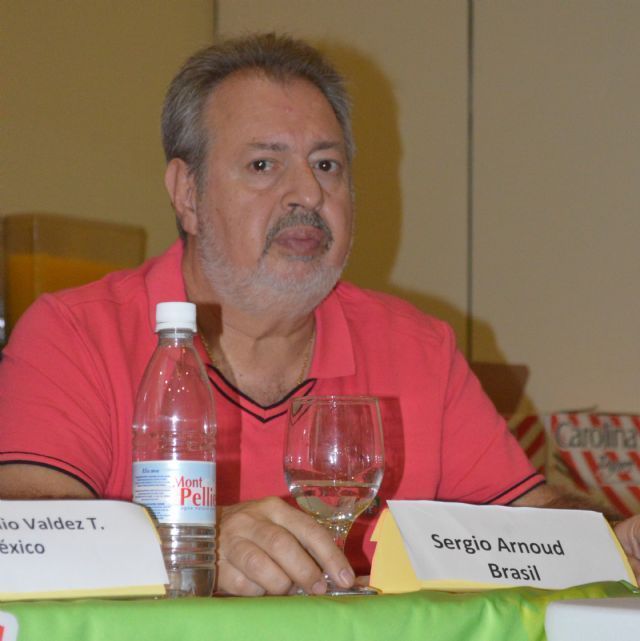 Servidores públicos brasileños se suman a la protesta del 26 de junio