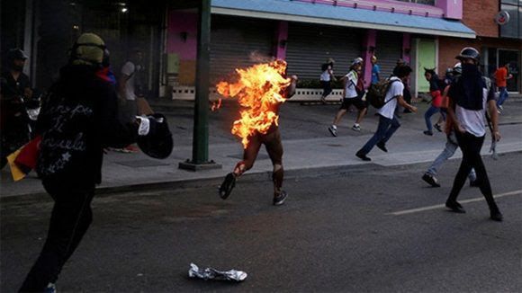 La cuestión es impedir que el fascismo se adueñe de Venezuela