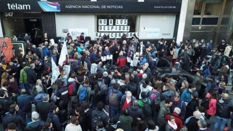 Gobierno de Macri avanza en el vaciamiento de los medios públicos