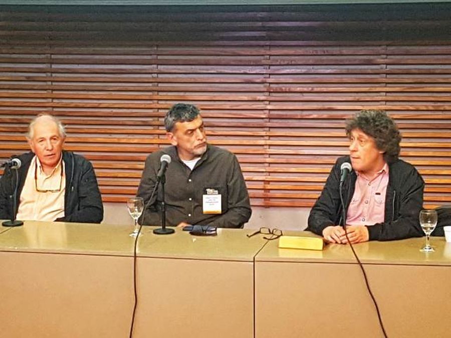 Charla con periodistas  de agencias internacionales de noticias