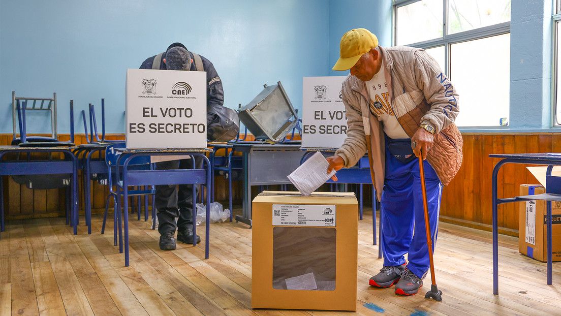 Referéndum en Ecuador: El pueblo defendió la soberanía y los derechos laborales