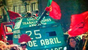 Revolución de los Claveles: A 50 años del golpe militar que se convirtió en revolución obrera