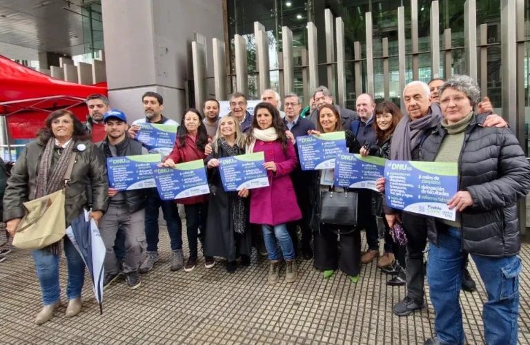 Gremios estatales argentinos piden anular Decreto de Milei