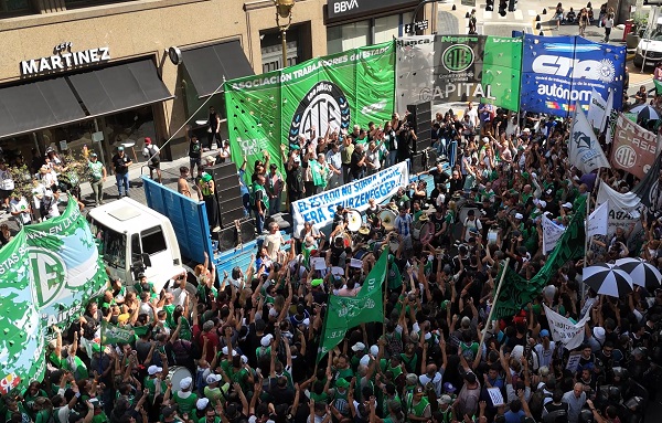ATE Argentina paró, se movilizó y definió una nueva huelga para el 9 y 10 de abril