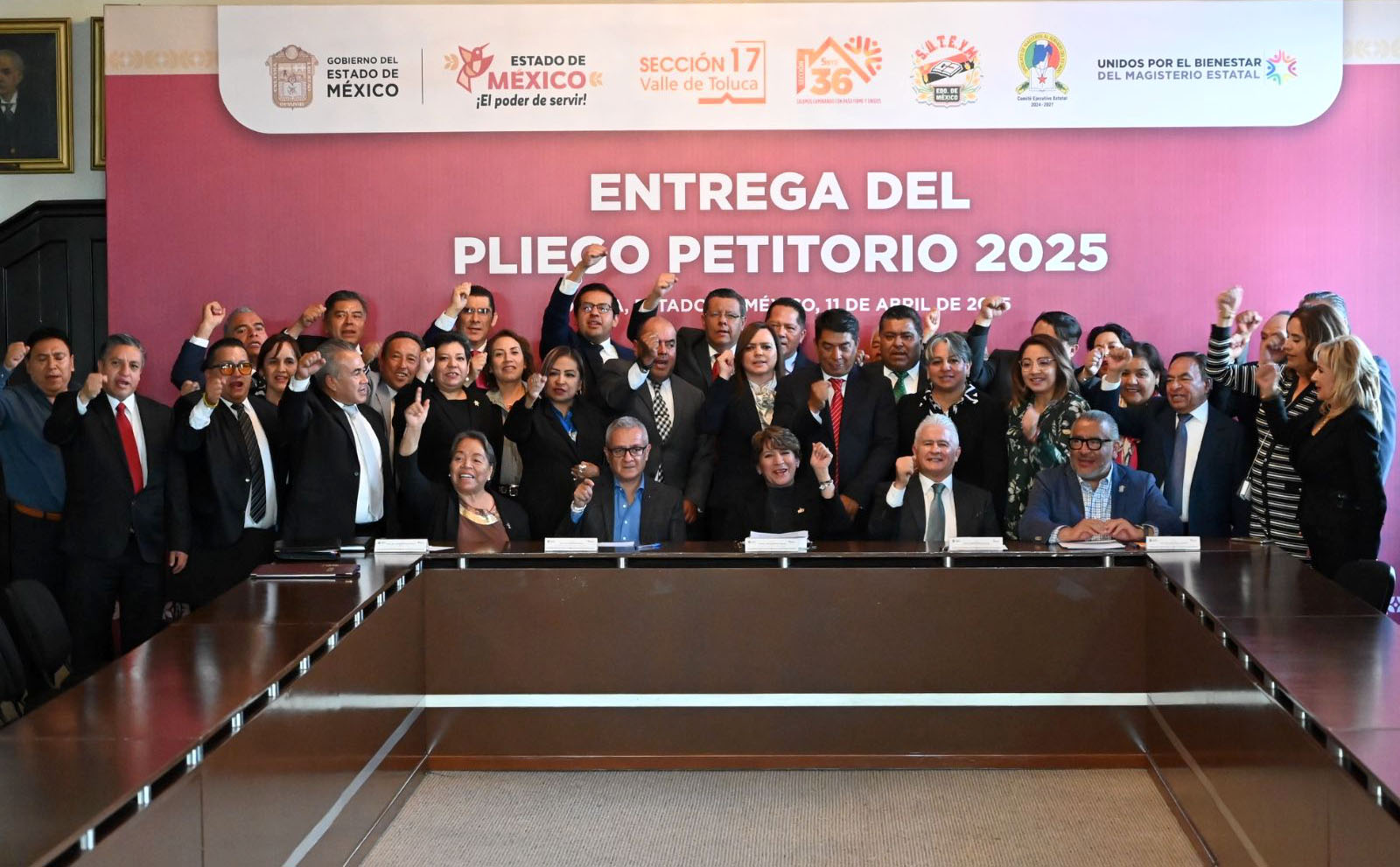 Suteym entregó su pliego petitorio 2025 al gobierno del Estado de México