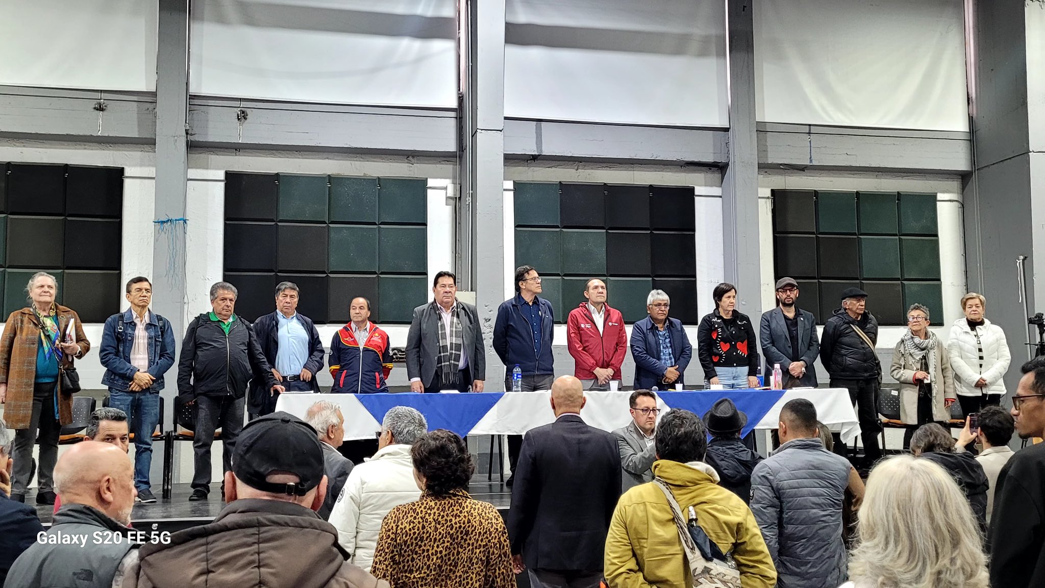 Convocan a un paro nacional en Colombia en apoyo a la consulta popular