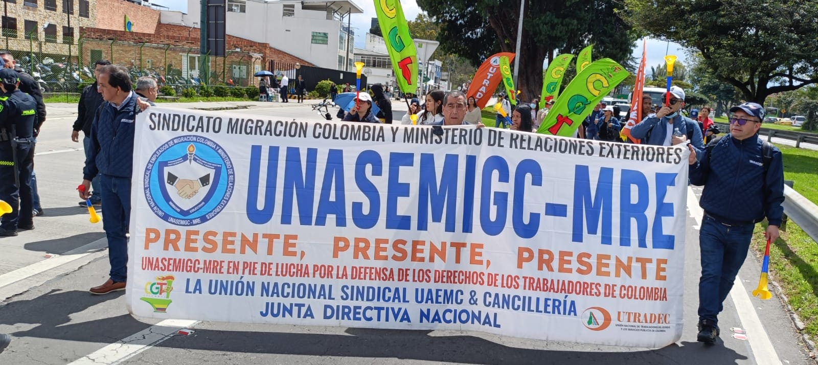 Trabajadores de Migración Colombia movilizados por sus derechos