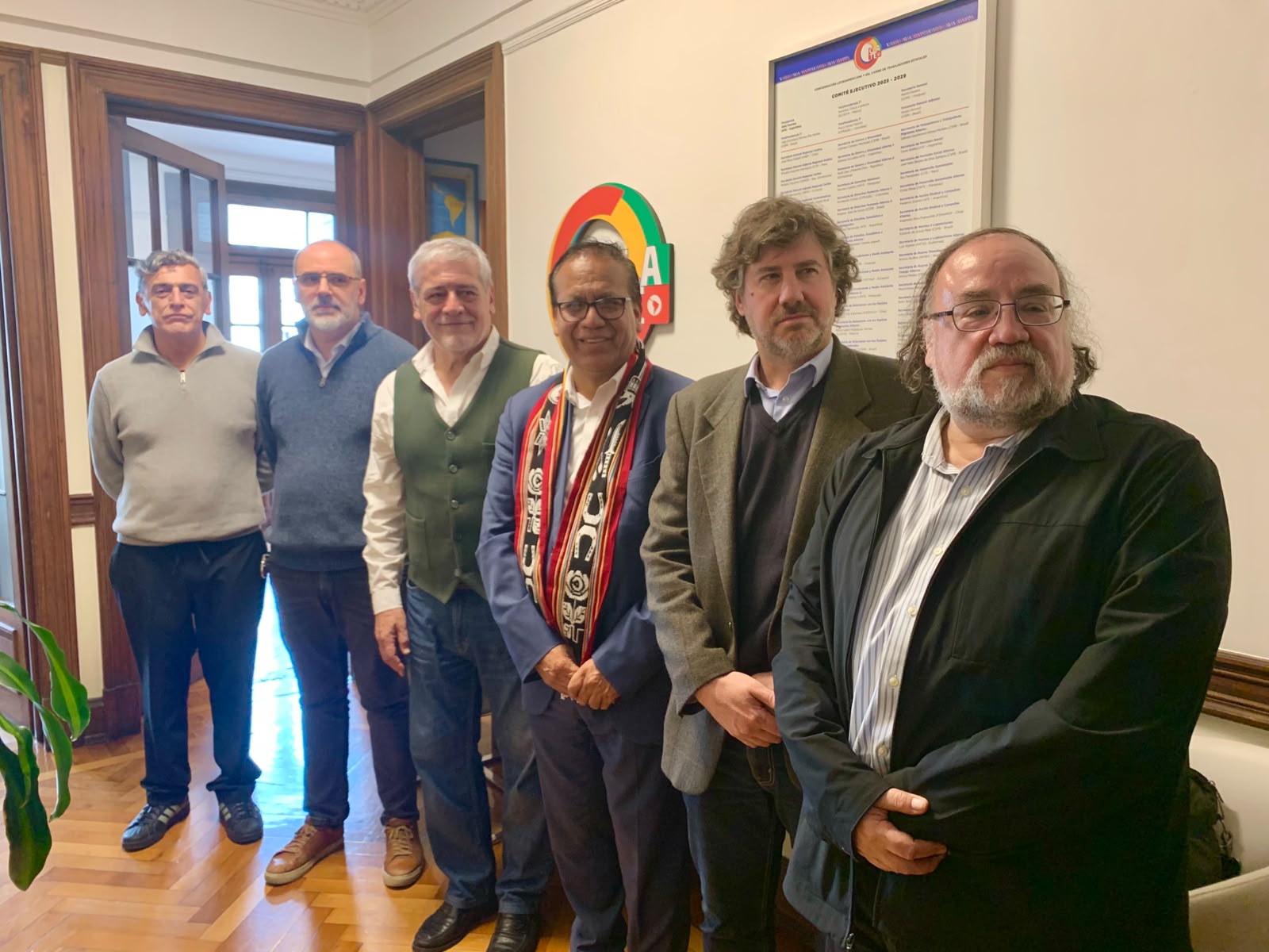 CLATE recibió al dirigente político peruano Roberto Sánchez en su sede CLATE recibió al dirigente político peruano Roberto Sánchez en su sede